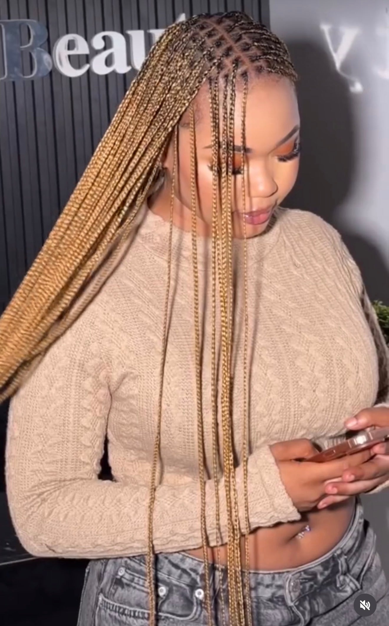 Pre-Stretched Semi-Human Braiding Hair